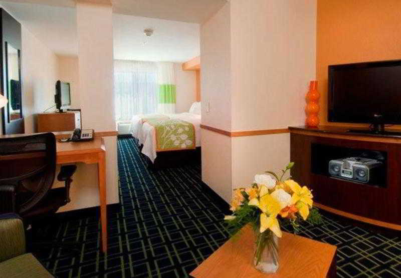 Fairfield Inn & Suites By Marriott Austin Parmer Tech Ridge מראה חיצוני תמונה